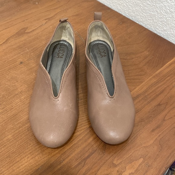 Lucca Lane Shoes - Lucca Lane Women's Bayla Leather Slip On Tan Flat Ballet Casual Shoes Sz 9